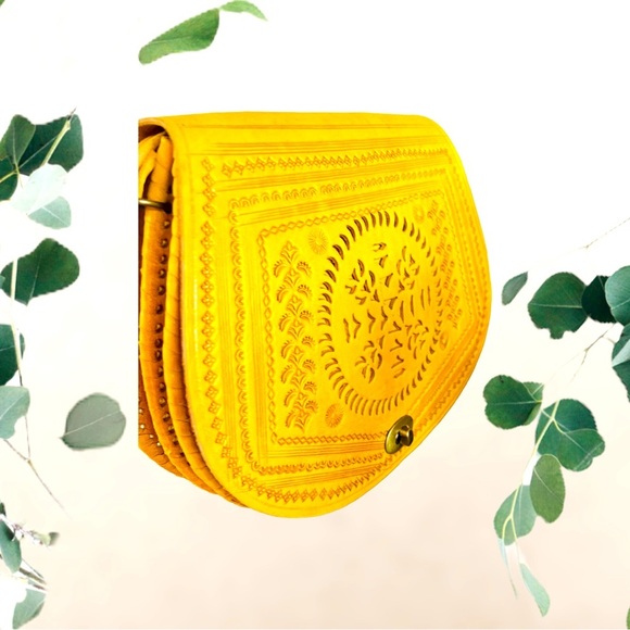 vintage Genuine Leather Handmade Messenger Boho Crossbody Bag Gift No tags - Picture 9 of 15